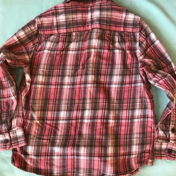 TILLEY Pink Plaid  Button Up - Picture 7 of 10